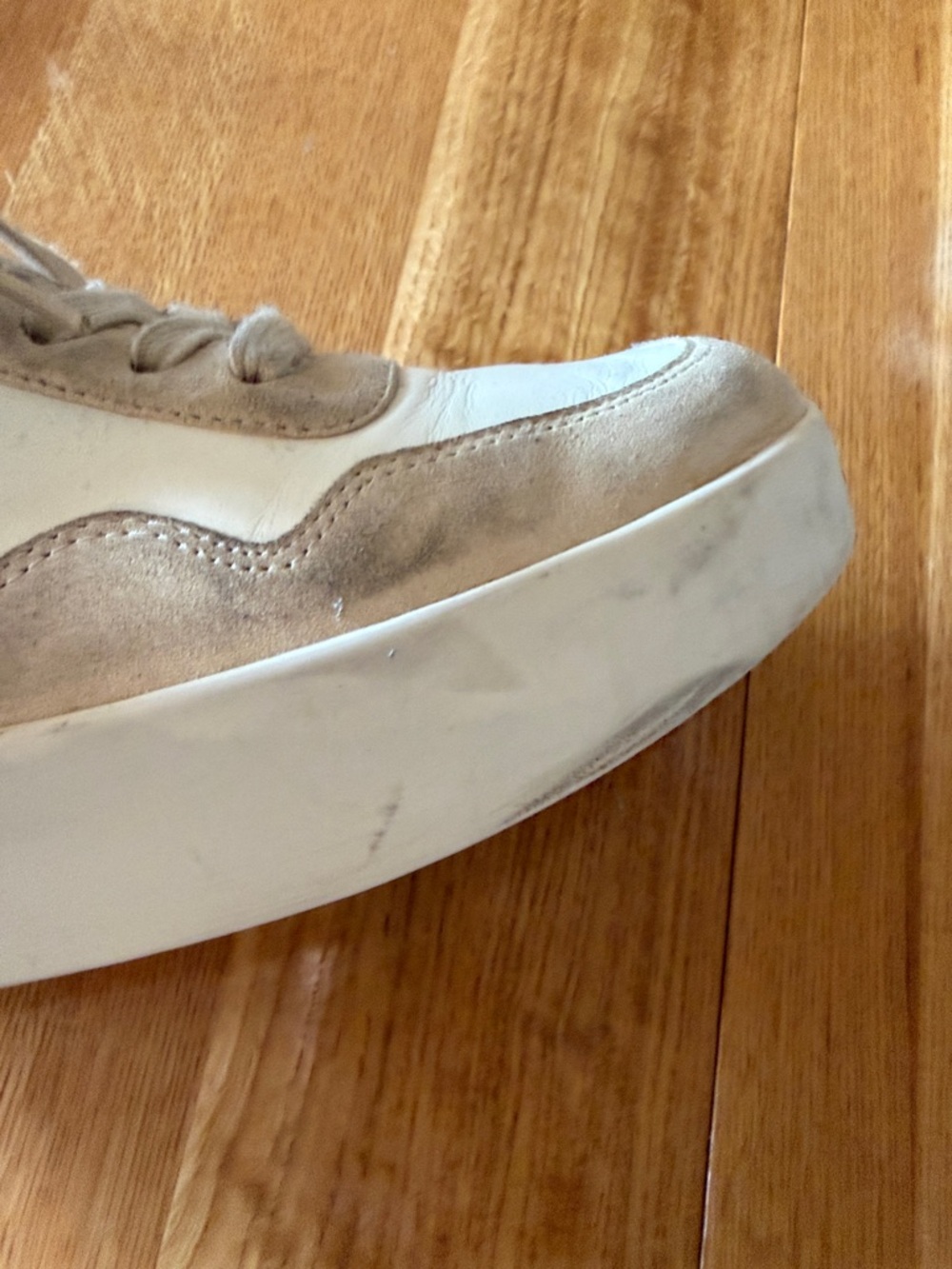 Vince Women’s White and Beige Low-Top Suede & Leather Sneakers Size 9 - Picture 7 of 10